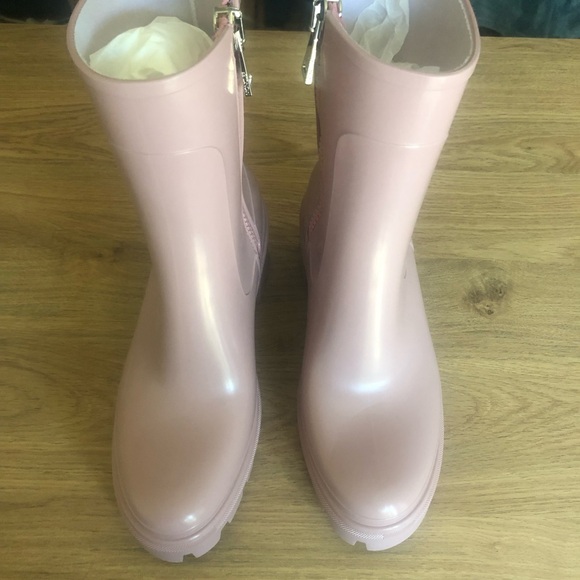 NIB $550 Moncler Loftgrip Block Heel Rain Boot 11US / 41EU, PINK! - Picture 7 of 15